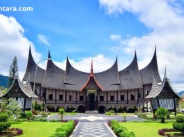 Rumah Gadang Minangkabau